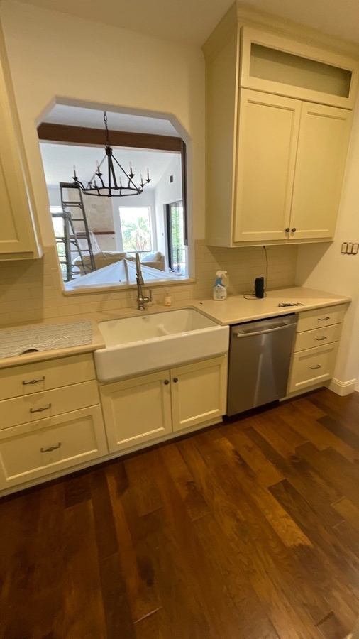 San Antonio kitchen remodel with farmhouse sink and shak